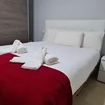 APARTAMENTO A ESTRENAR en el CORAZÓN de CÓRDOBA